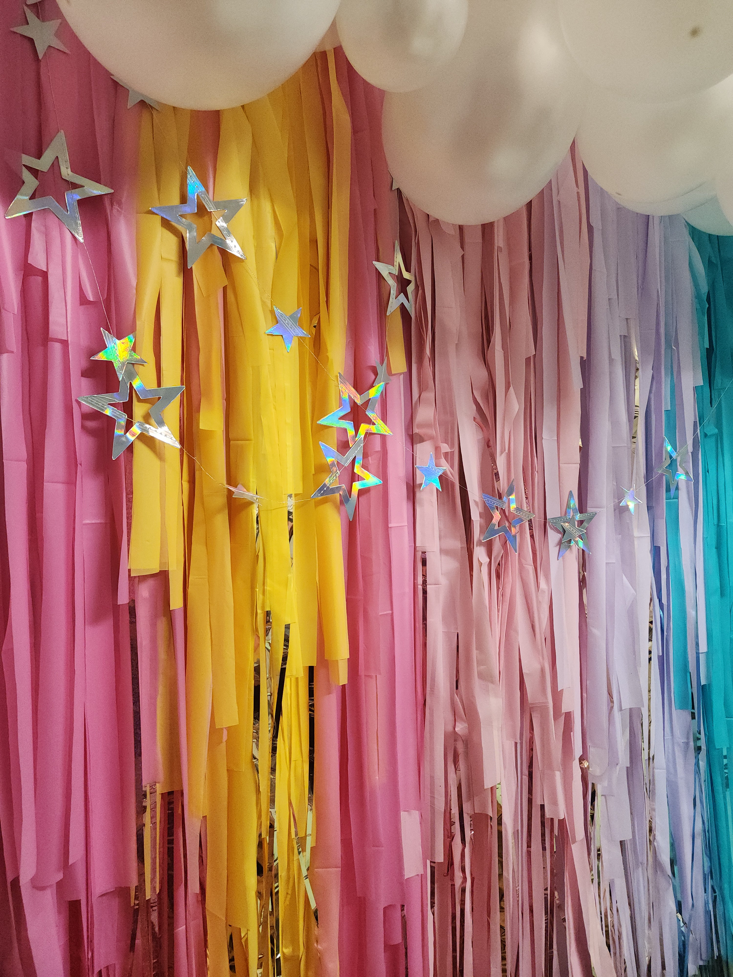 Streamer Garlands