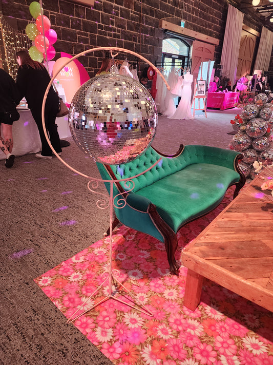 CHER BIRD CAGE STAND