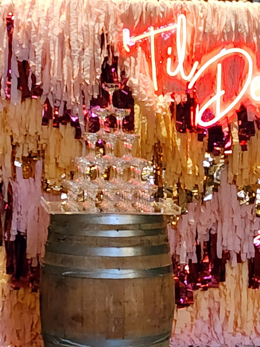 CHAMPAGNE TOWER