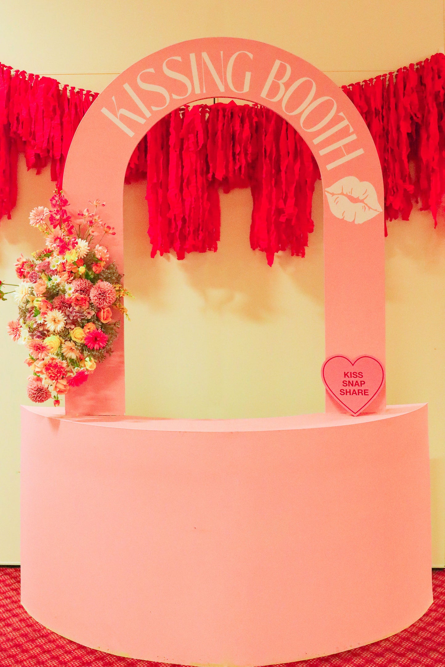 Melissa Kissing Booth