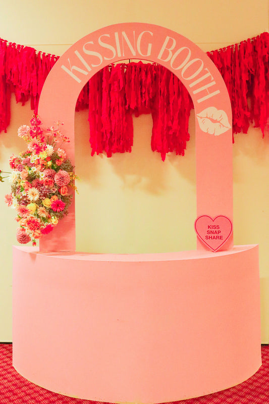 Melissa Kissing Booth