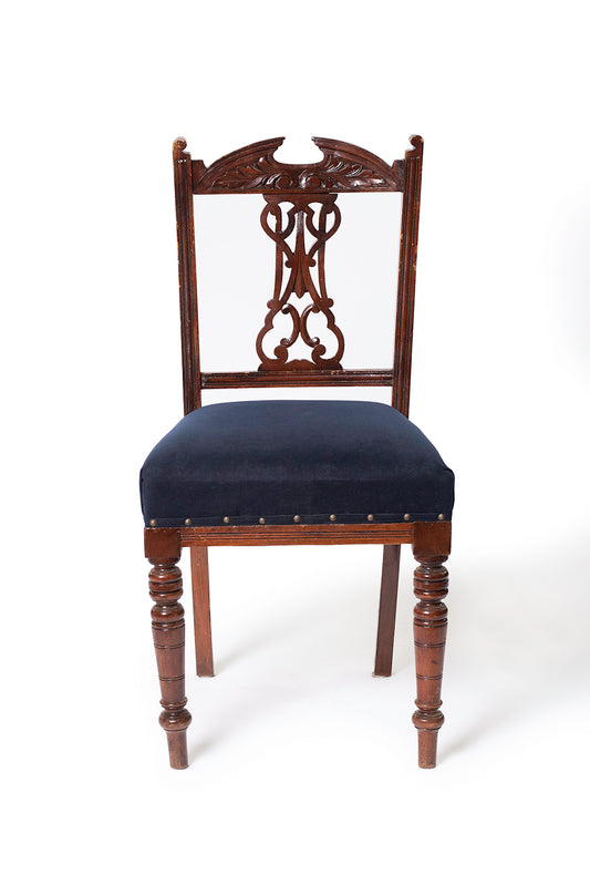 Sapphire Queen Chair